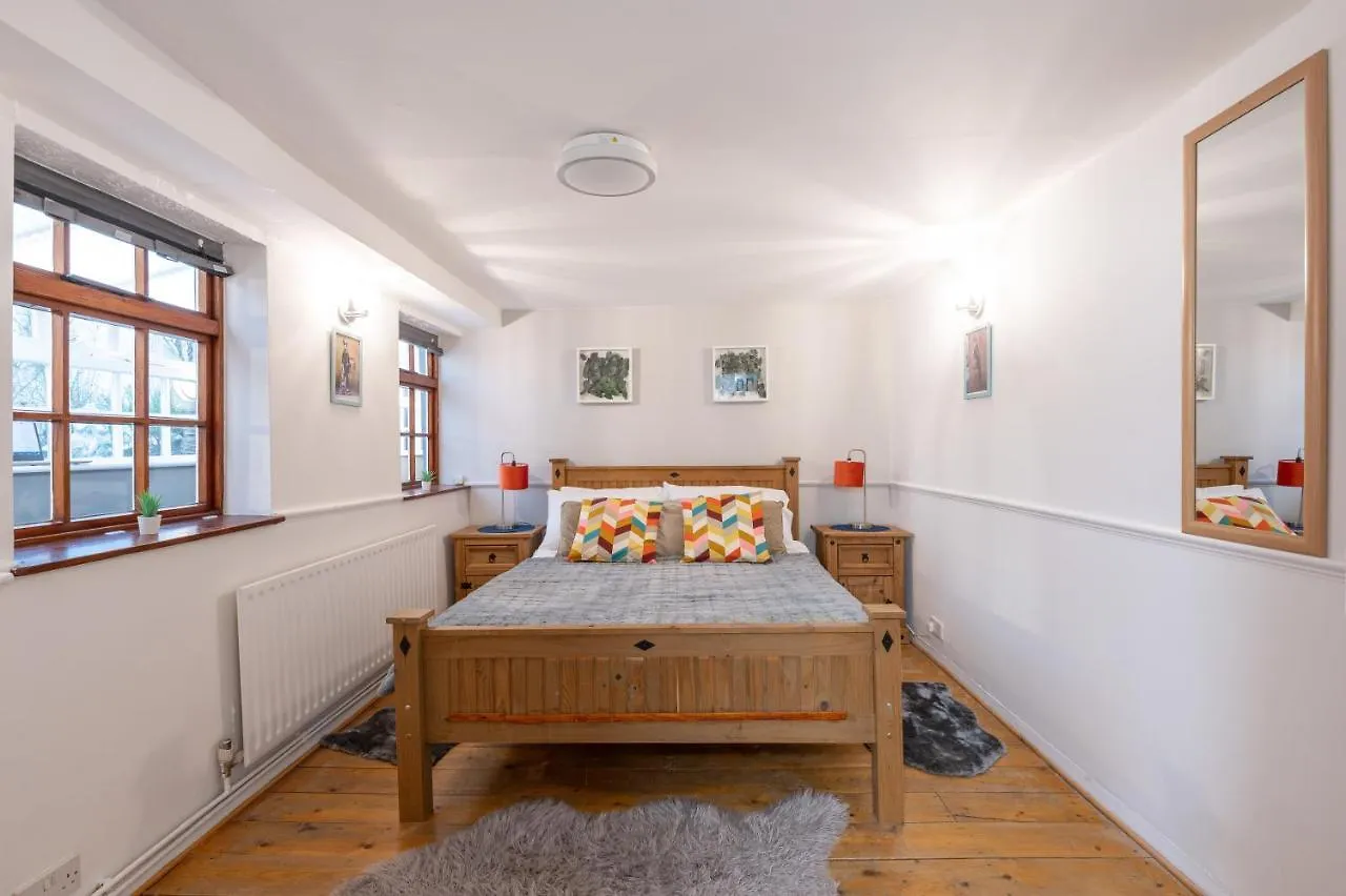 Hummingbird Maisonette By Prescott Apartments Bristol United Kingdom